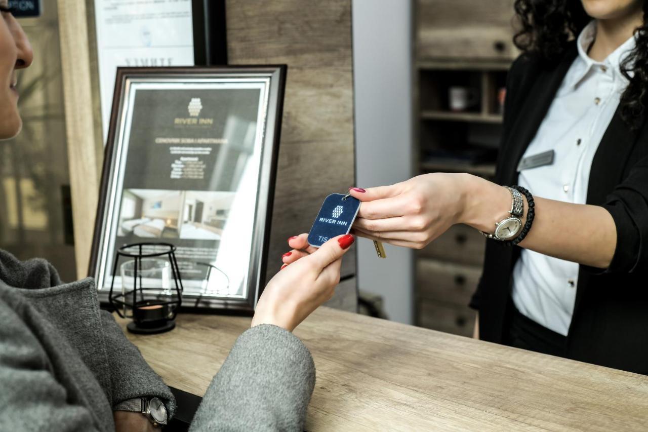 River Inn Stari Banovci Eksteriør billede